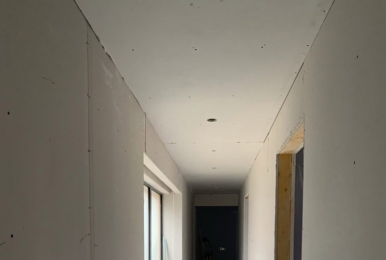 Drylining installation in Reading Berkshire with plasterboard walls and ceiling